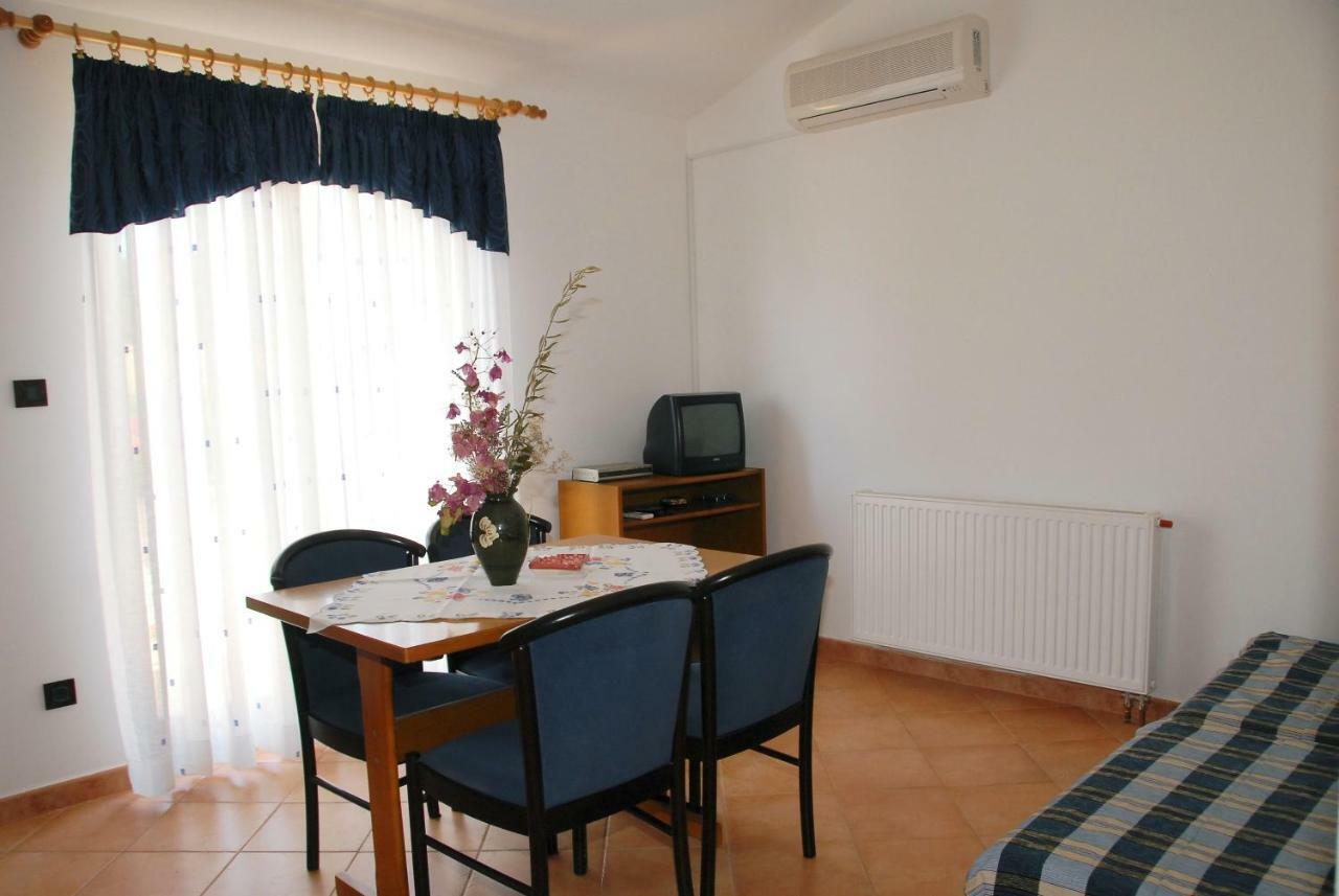Apartmani Bauk Пореч Екстериор снимка