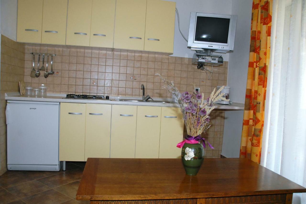 Apartmani Bauk Пореч Екстериор снимка